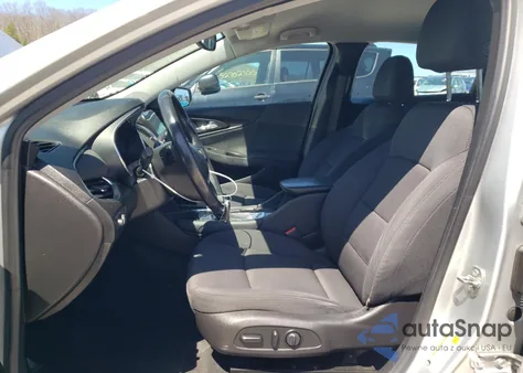 2016 Chevrolet Malibu Lt z USA, uszkodzony, nr VIN 1G1ZE5ST2GF240809